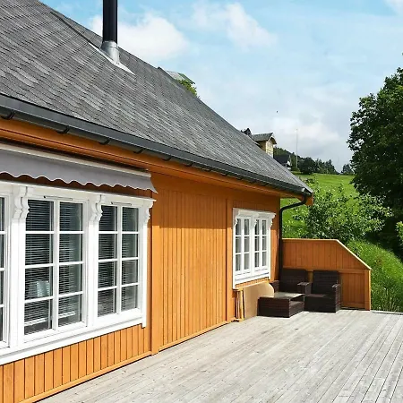 Holiday Ii * Stryn