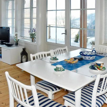 Holiday Ii Semesterbostad